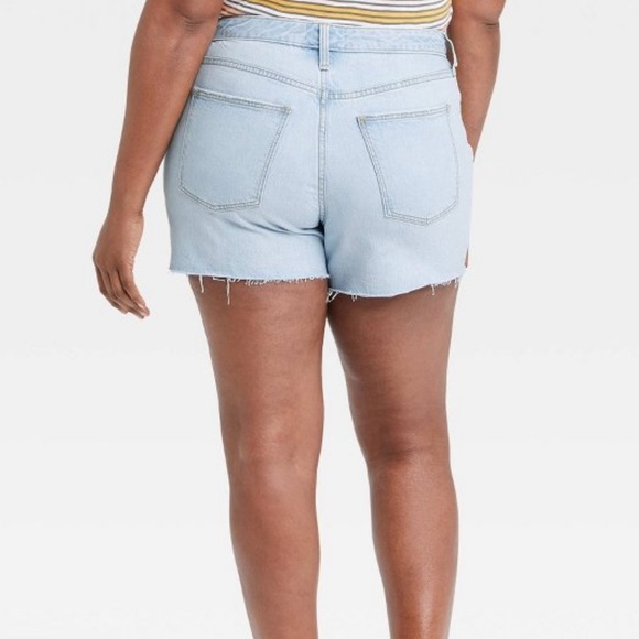 Women’s Universal Thread High-Rise Vintage Midi Jean Shorts (Set of 2) Size 14R - Picture 3 of 16